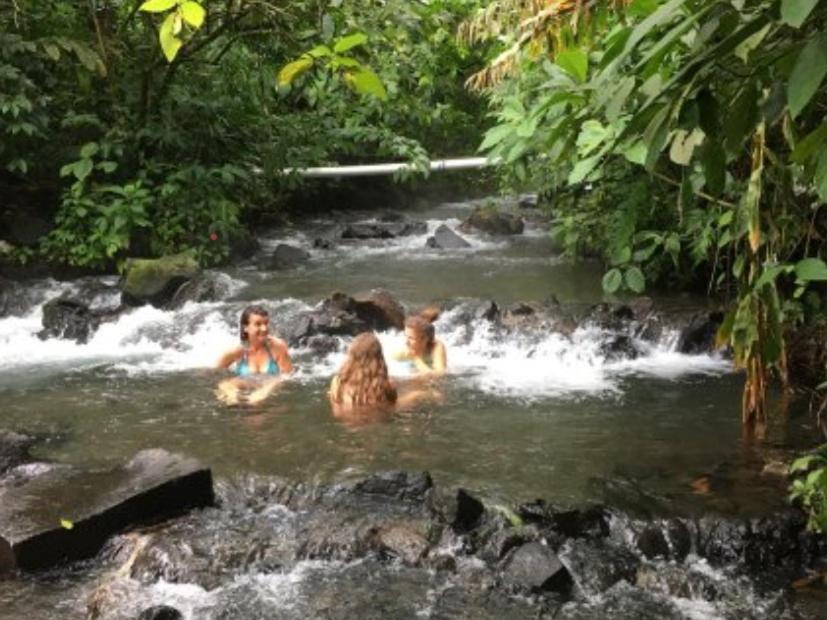 Bungalow Batsu La Fortuna Bilik gambar